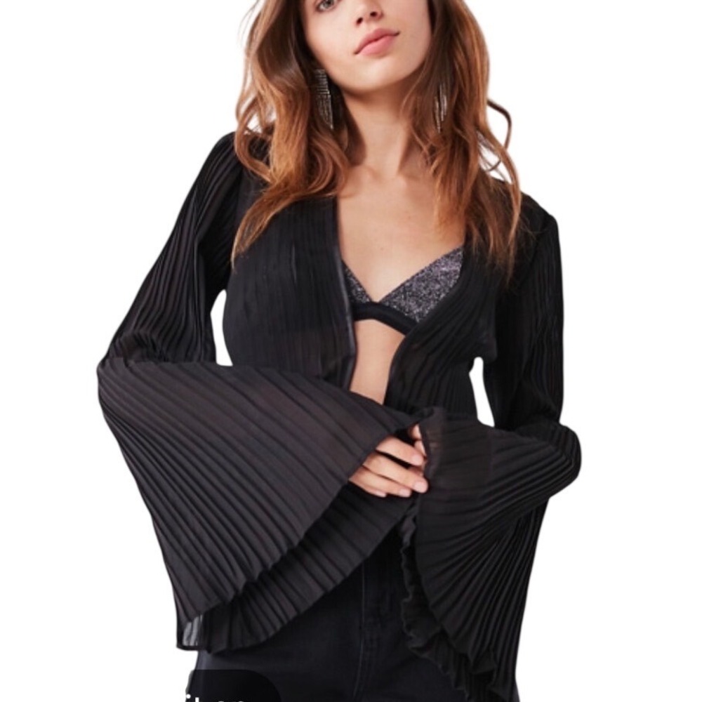Urban Outfitters Pleated Bell Sleeve Tie Front Crop Blouse Top L Black Festival